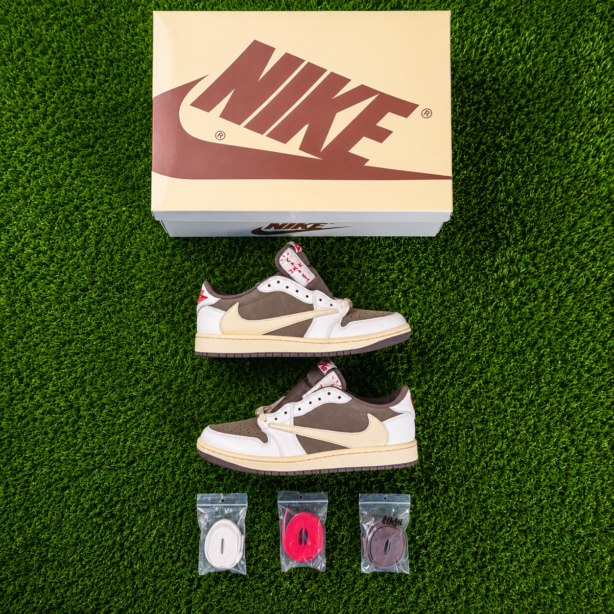 Air Jordan 1 Low Travis Scott 'Reverse Mocha'